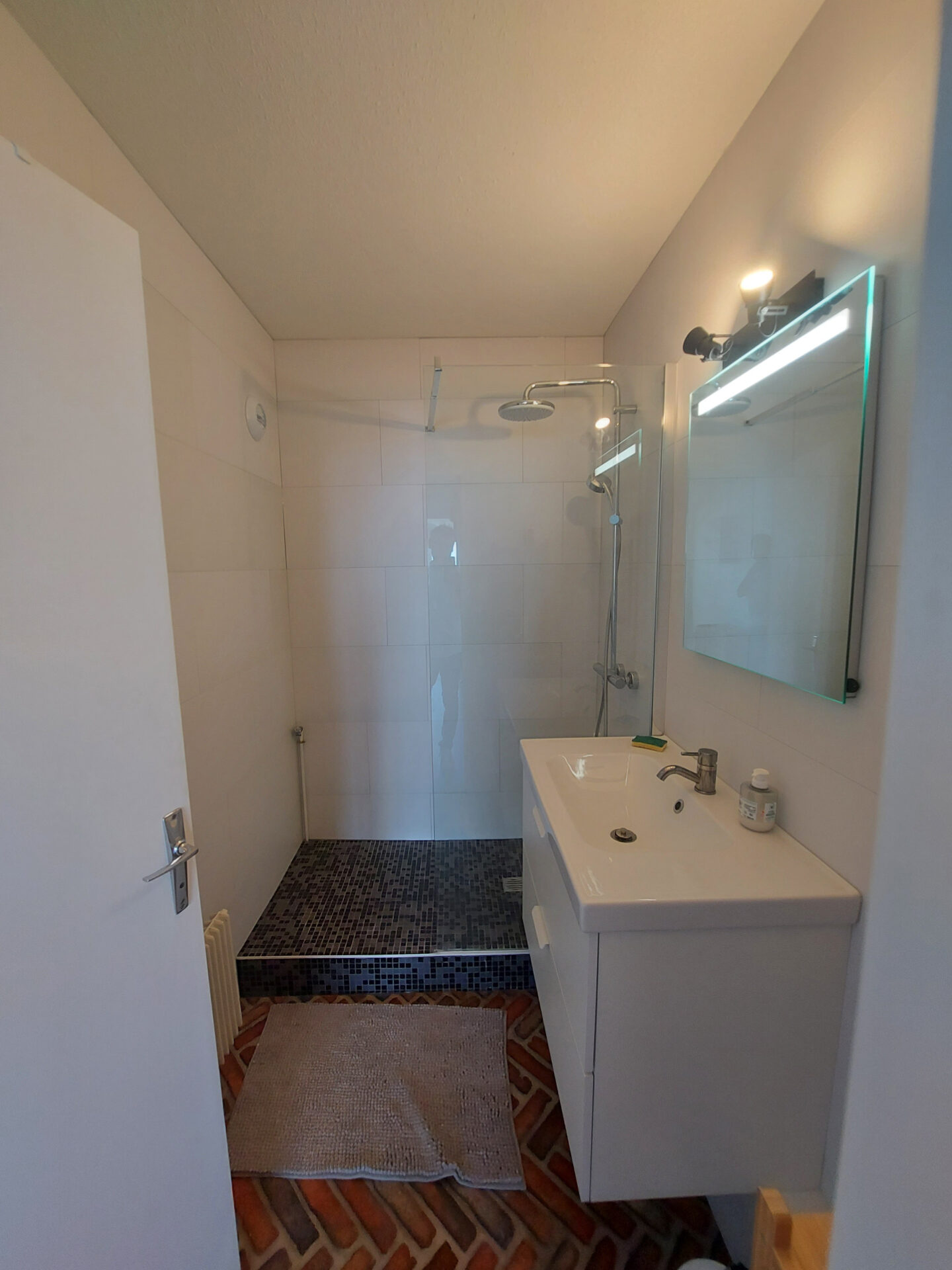 Grand T2 lumineux vue mer – Image 17