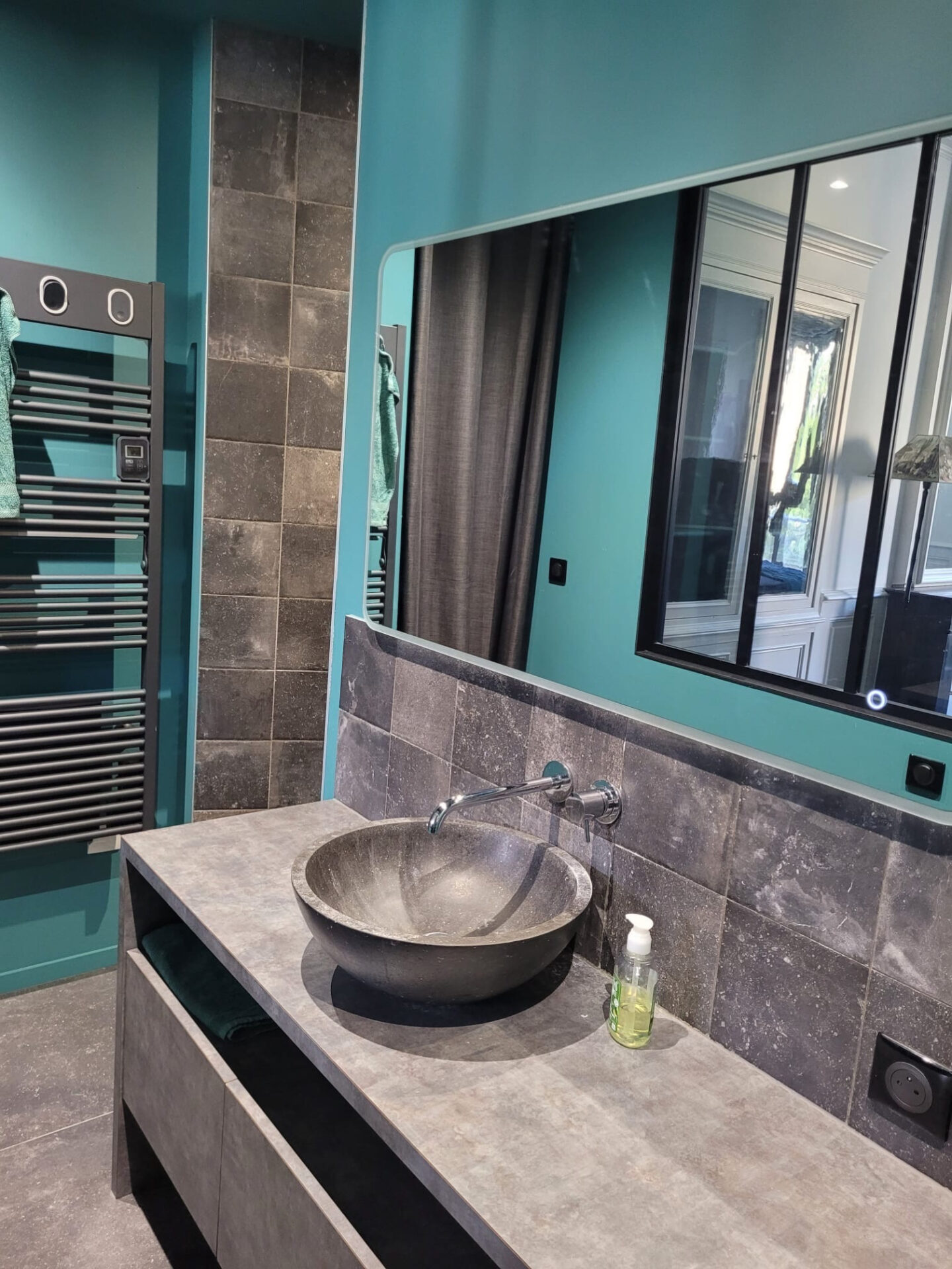 Très bel appartement T3 totalement rénové hyper centre La Rochelle – Image 16