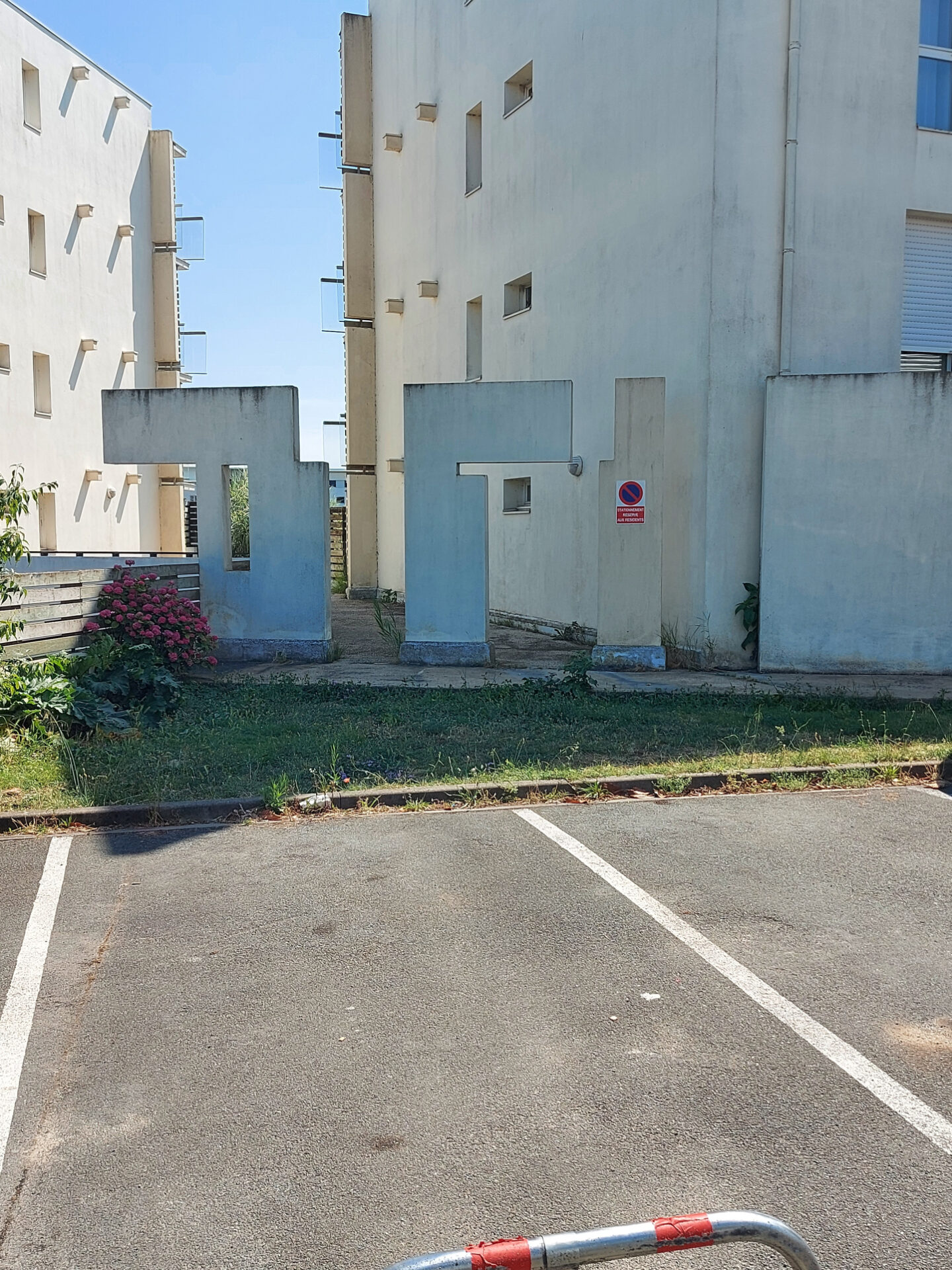 Emplacement de stationnement quartier Les Minimes – Image 3