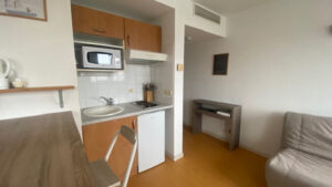 A VENDRE STUDIO LES MINIMES LAC DE LA SOLE