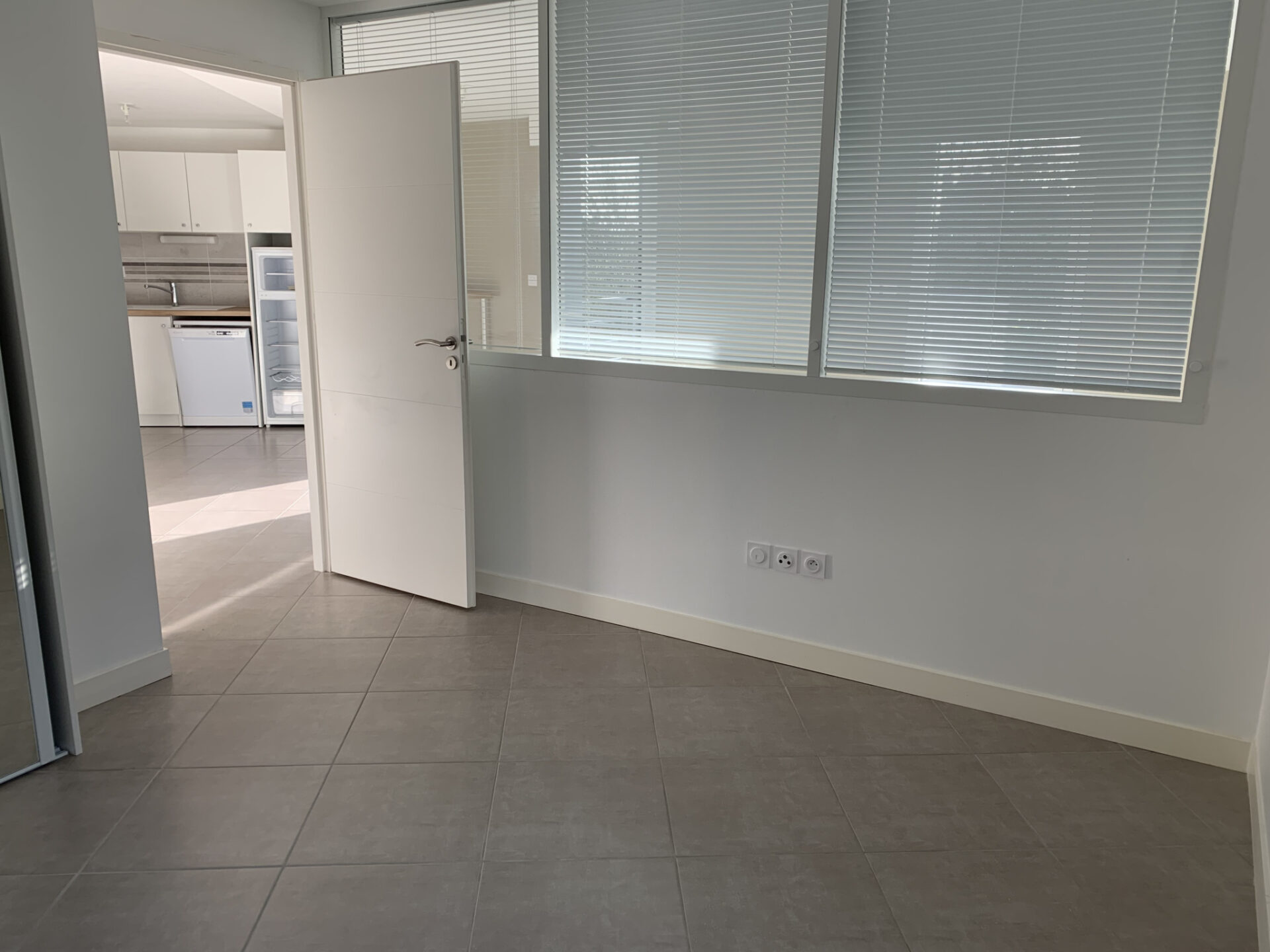 T2 avec terrasse et garage boxé quartier les Minimes – Image 5