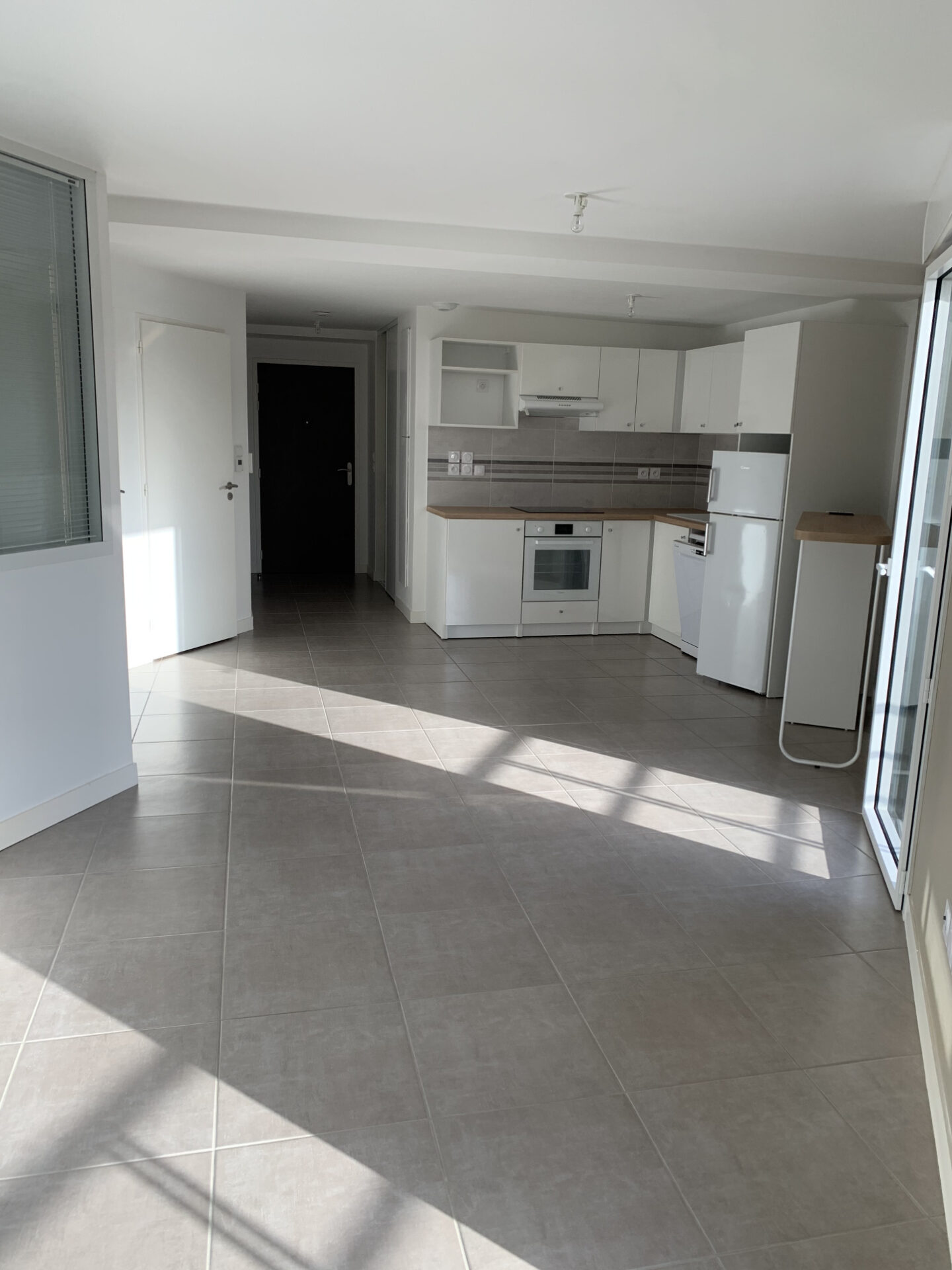 T2 avec terrasse et garage boxé quartier les Minimes – Image 12