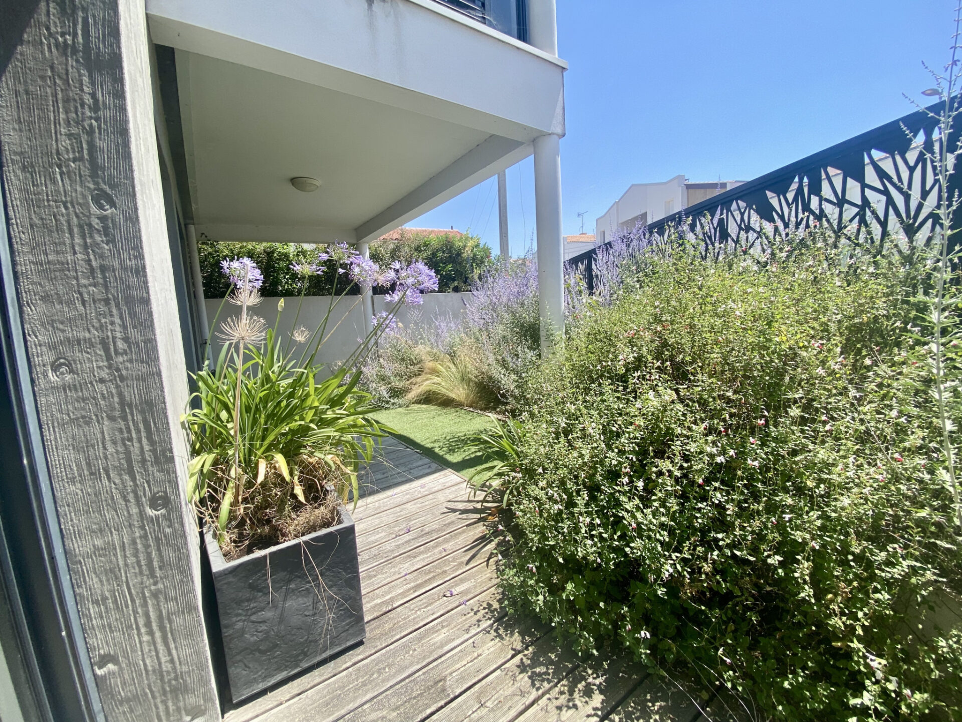 A PROXIMITE IMMEDIATE DU CENTRE VILLE - TYPE 2 AVEC JARDINET PRIVATIF – Image 4