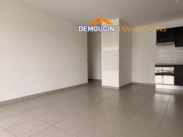 PROCHE COMMODITES - TYPE 3 AVEC TERRASSE ET STATIONNEMENT – Image 6