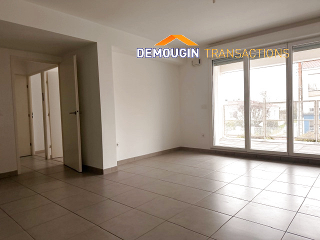 PROCHE COMMODITES - TYPE 3 AVEC TERRASSE ET STATIONNEMENT – Image 2