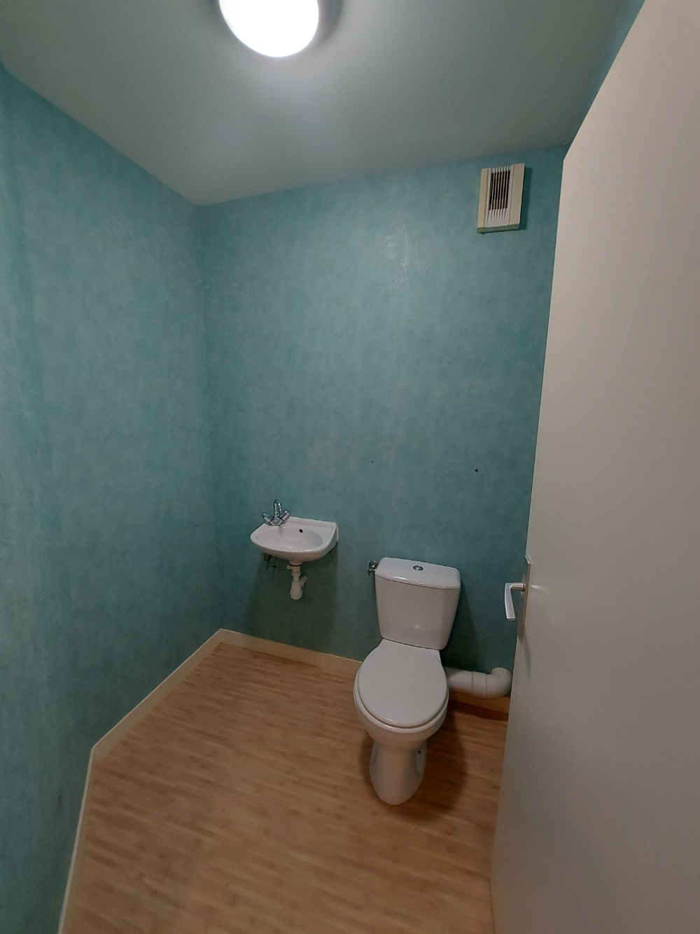 Quartier les Minimes : spacieux T3 avec terrasse et garage boxé – Image 14