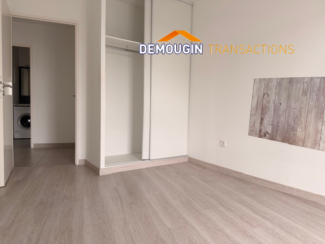 PROCHE COMMODITES - TYPE 3 AVEC TERRASSE ET STATIONNEMENT – Image 8