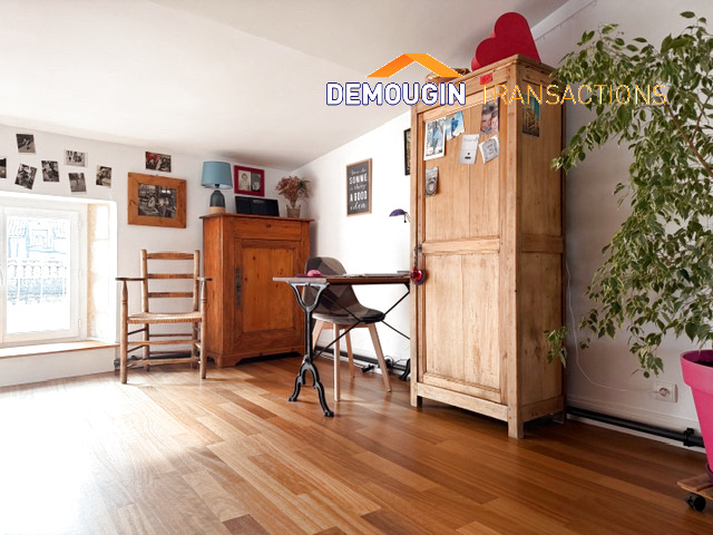 CENTRE HISTORIQUE - MARCHE CENTRAL – Image 7