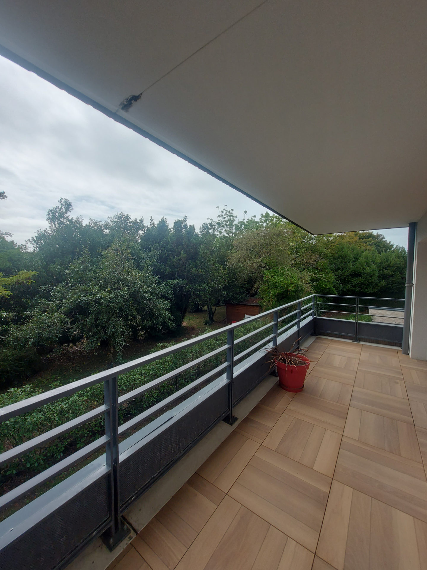 Beau et grand T2 quartier Les Minimes – Image 2