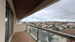 LA GENETTE - APPARTEMENT TYPE 3 - TERRASSE ET STATIONNEMENT