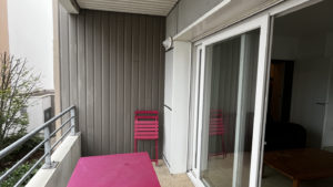 T2 avec terrasse et place de parking quartier les Minimes