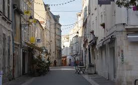 T2 meublé rue Saint Nicolas La Rochelle