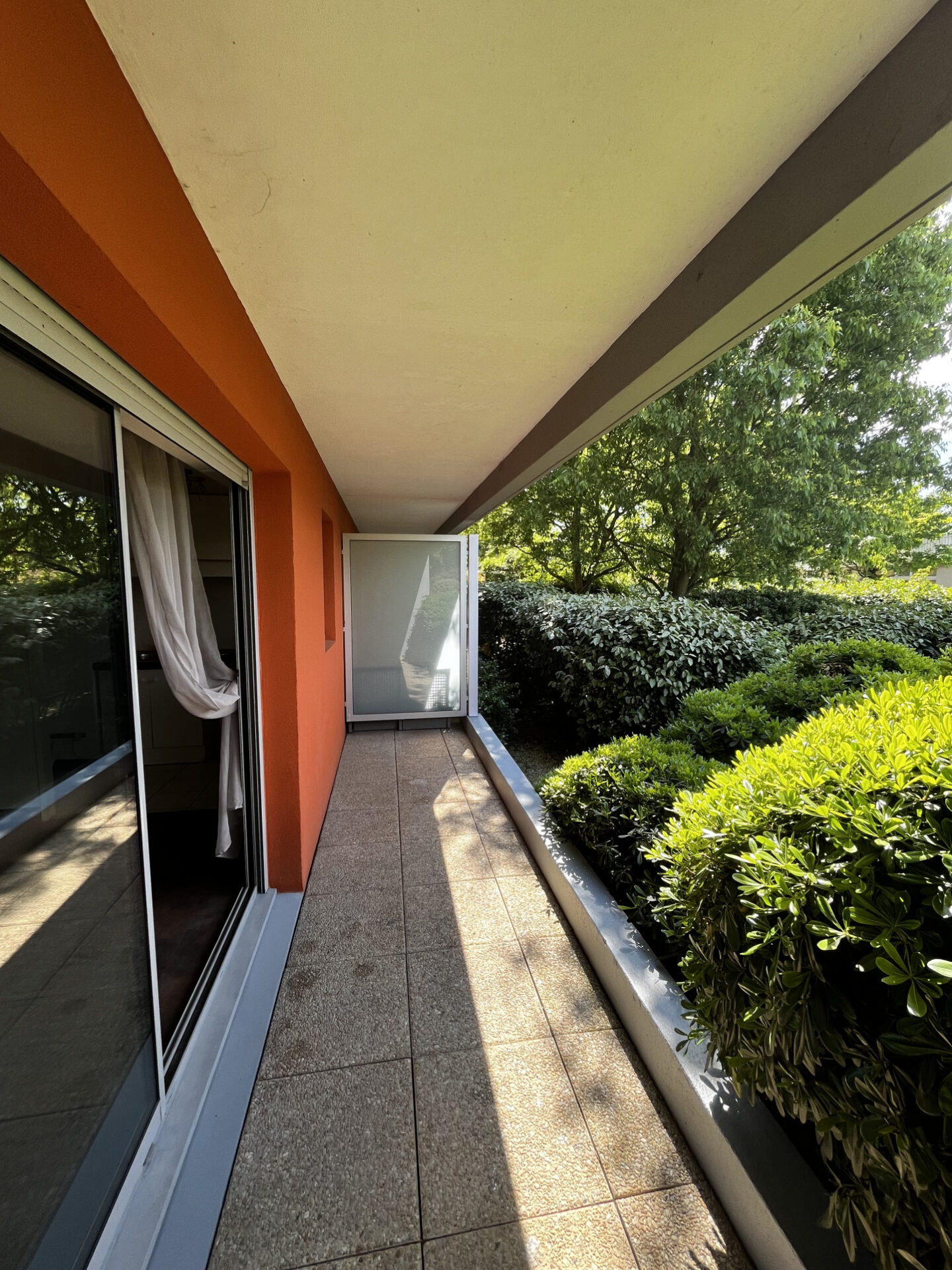 T1 avec terrasse et place de parking quartier Port-Neuf La Rochelle – Image 11