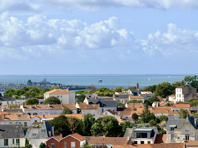 DERNIER ETAGE - LA GENETTE EN BORDUE DES PARCS – Image 13
