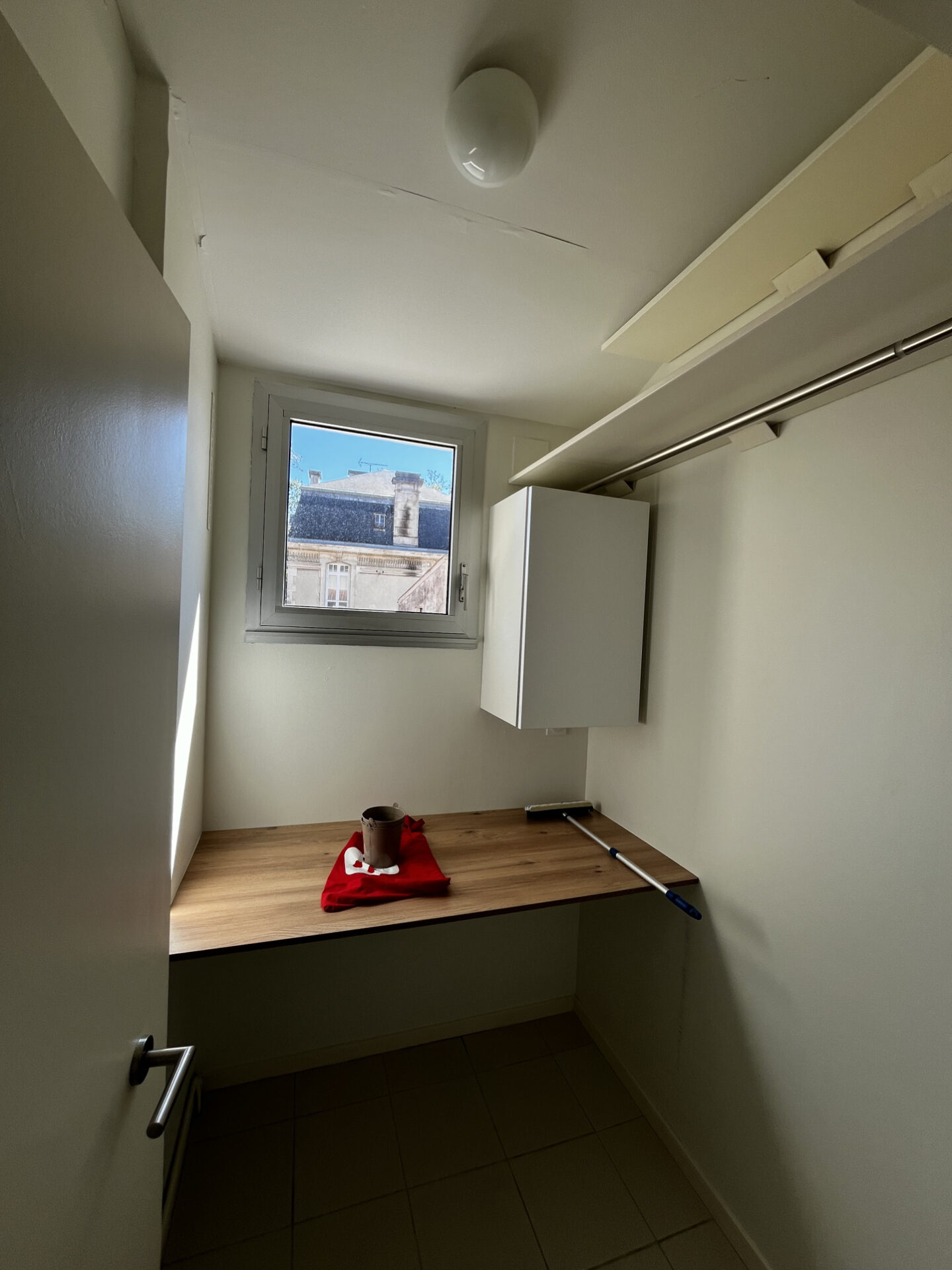 Maison T4 sur 3 niveaux quarier Le Prieuré Lafond avec terrasse et place de stationnement – Image 7