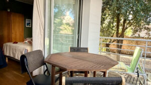 SECTEUR ROMPSAY - TRES JOLI TYPE 2 AVEC TERRASSE ET STATIONNEMENT